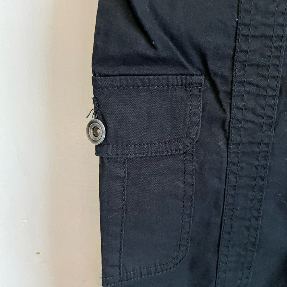 Faded Glory Black Cargo Pants with Tapered Legs - Picture 5 of 8